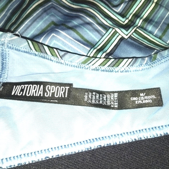 Victoria Secret Sport's Bra - Picture 2 of 3